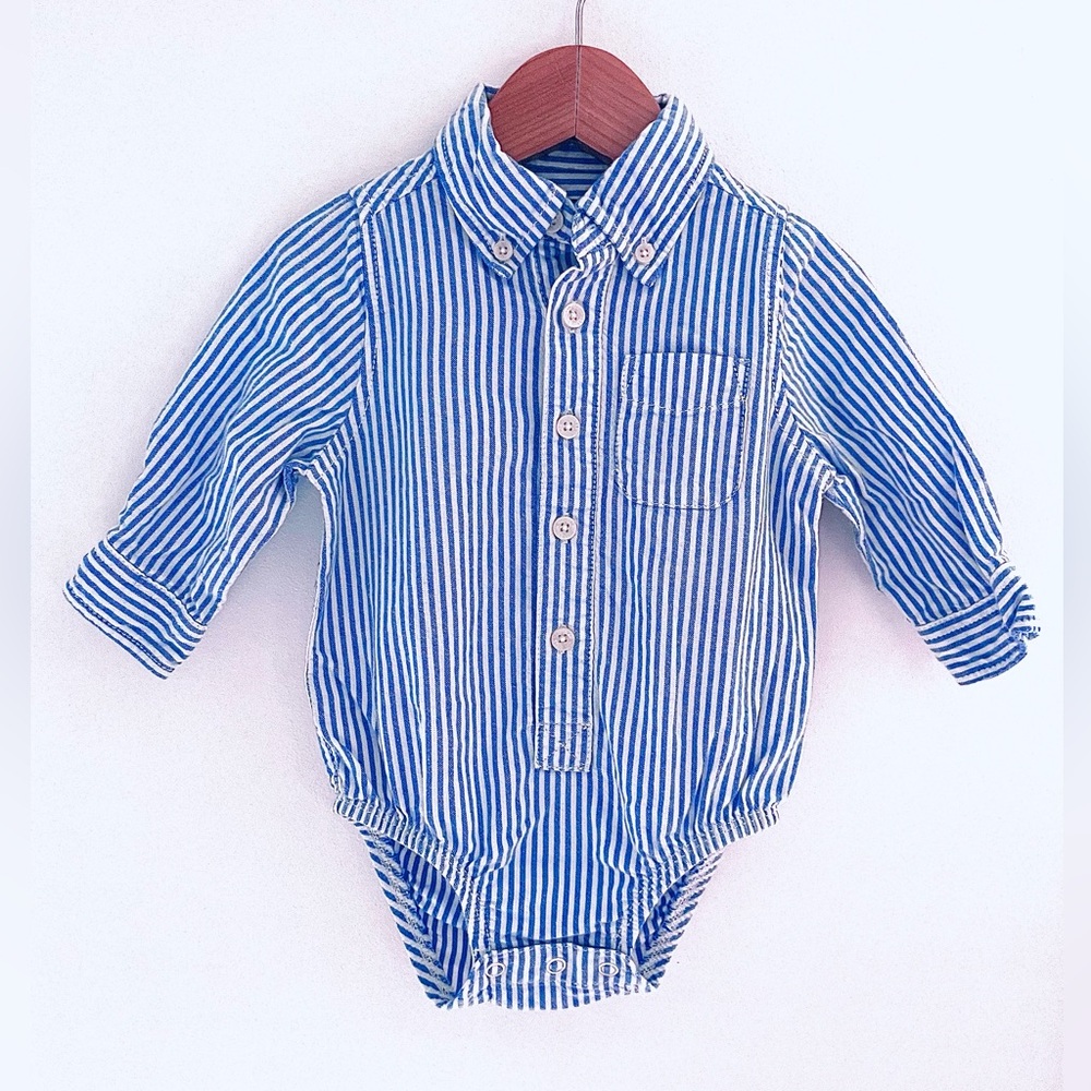 5/$30💥NEW Pinstripe Dress Shirt Bodysuit, Button-Down Collar, Blue & White